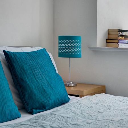 The Shop By Treetop Property Cirencester Εξωτερικό φωτογραφία