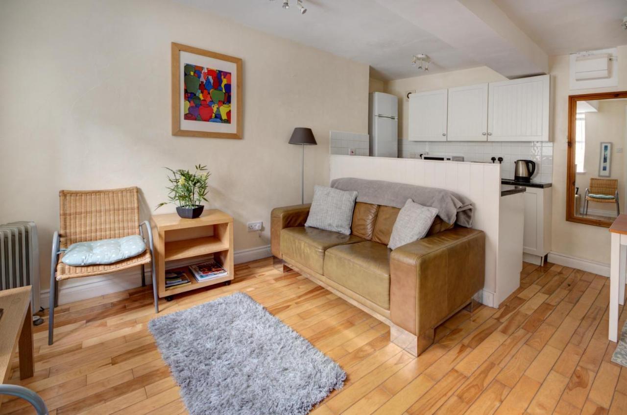 The Shop By Treetop Property Cirencester Εξωτερικό φωτογραφία